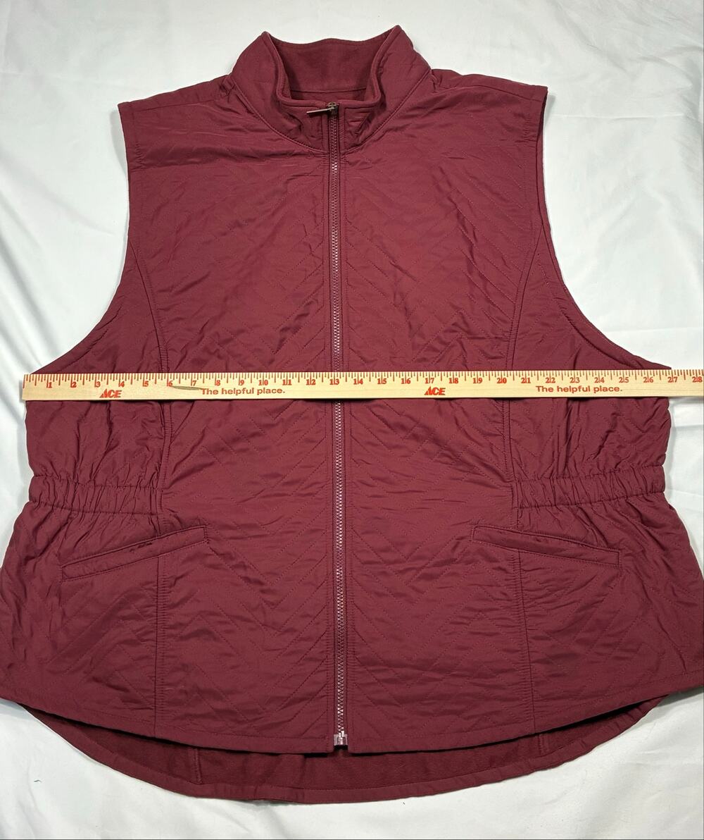 Blue Mountain 3x quilted fleece lined lightweight vest red burgundy maroon